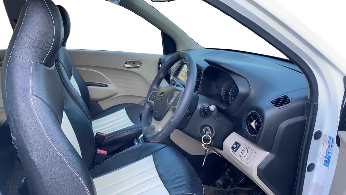 2019 Hyundai NEW SANTRO SPORTZ MT, CNG, Manual, 85,644 km, Right Side Front Door Cabin