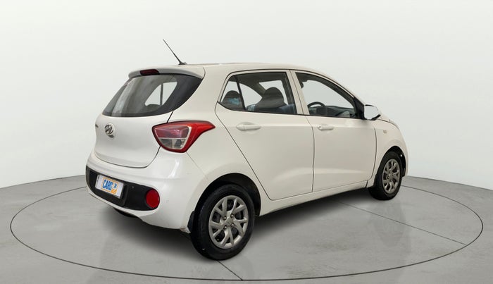 2018 Hyundai Grand i10 SPORTZ 1.2 KAPPA VTVT, Petrol, Manual, 75,480 km, Right Back Diagonal