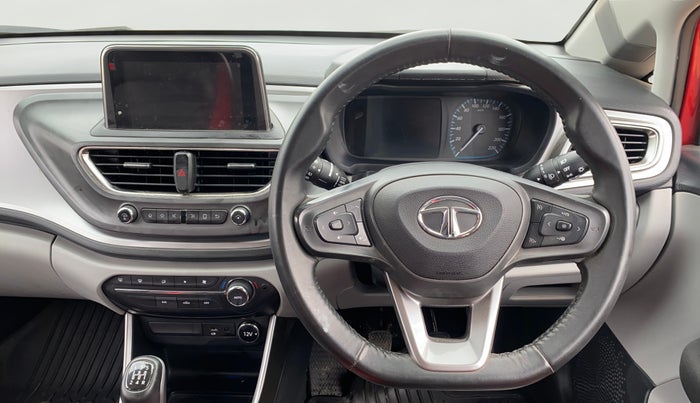 2020 Tata ALTROZ XZ PETROL, Petrol, Manual, 60,152 km, Steering Wheel Close Up