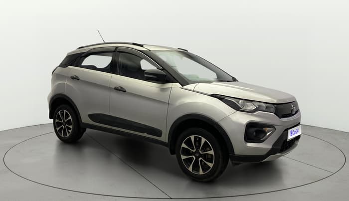 2021 Tata NEXON XMA SUNROOF PETROL, Petrol, Automatic, 36,385 km, Right Front Diagonal