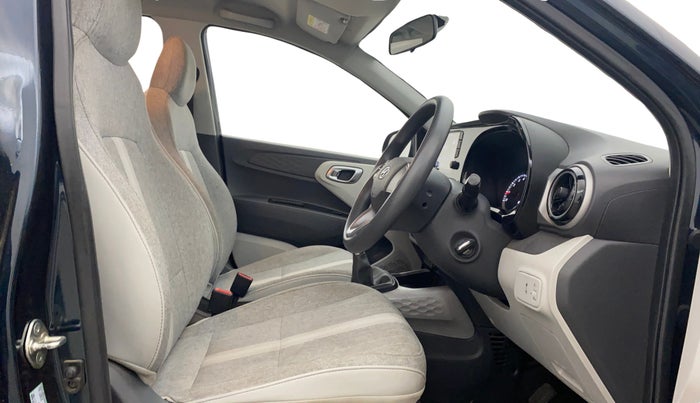 2022 Hyundai GRAND I10 NIOS SPORTZ 1.2 KAPPA VTVT CNG, CNG, Manual, 36,984 km, Right Side Front Door Cabin