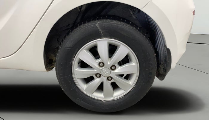 2012 Hyundai i20 SPORTZ 1.4 AT, Petrol, Automatic, 99,234 km, Left Rear Wheel