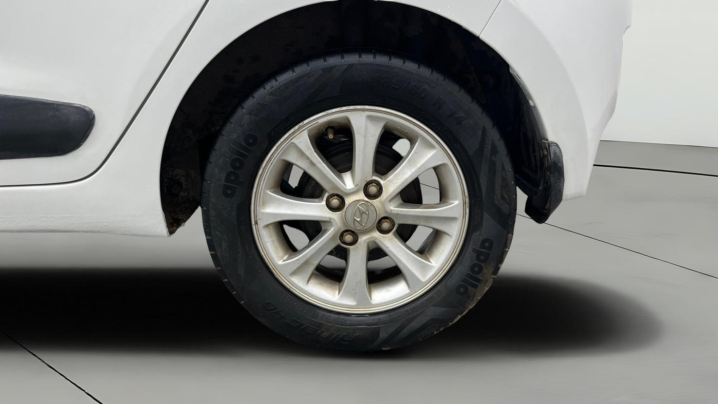 2016 Hyundai Grand i10 ASTA AT 1.2 KAPPA VTVT, Petrol, Automatic, 44,307 km, Left Rear Wheel