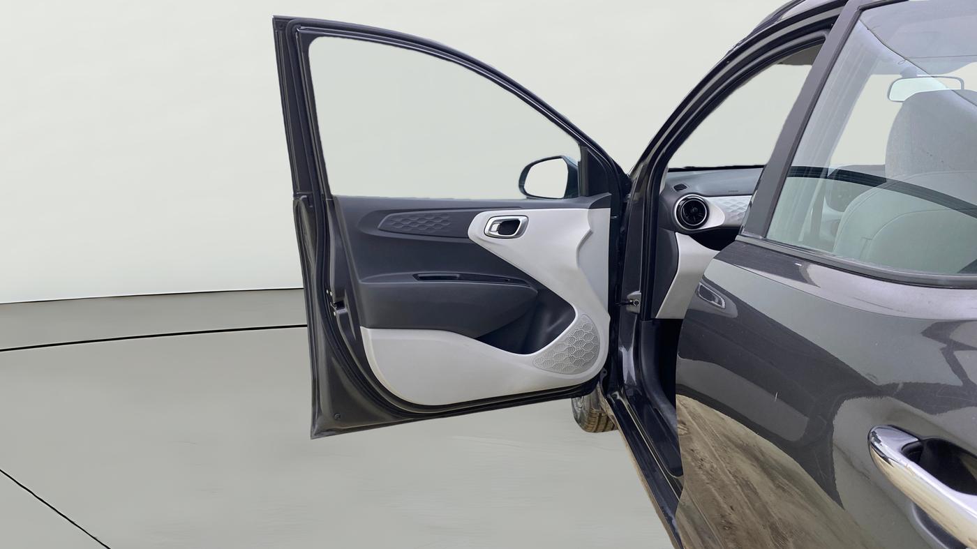 2022 Hyundai GRAND I10 NIOS SPORTZ AMT 1.2 KAPPA VTVT, Petrol, Automatic, 17,690 km, LHS Front Door