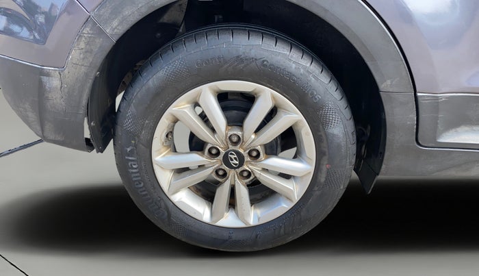 2016 Hyundai Creta SX PLUS 1.6 DIESEL, Diesel, Manual, 82,000 km, Right Rear Wheel