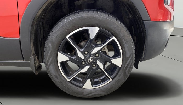 2021 Tata PUNCH CREATIVE  1.2 RTN DUAL TONE, Petrol, Manual, 33,817 km, Right Front Wheel