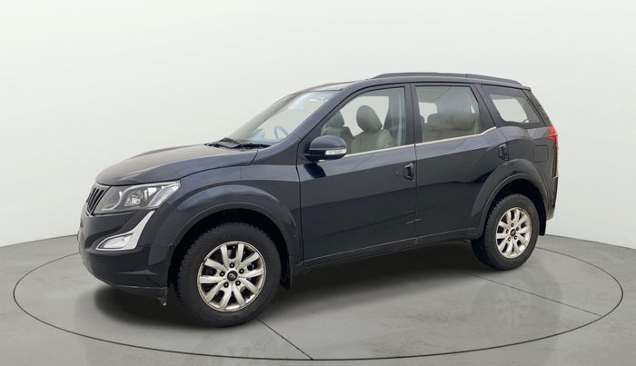 2017 Mahindra XUV500 W10, Diesel, Manual, 65,122 km, Left Front Diagonal