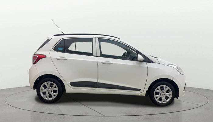 2016 Hyundai Grand i10 SPORTZ 1.2 KAPPA VTVT, Petrol, Manual, 84,826 km, Right Side View