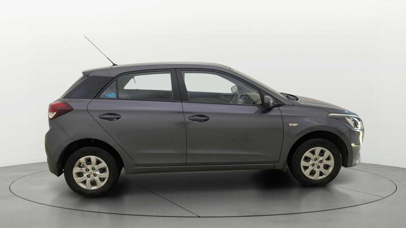 2017 Hyundai Elite i20 MAGNA EXECUTIVE 1.2, Petrol, Manual, 57,384 km, Right Side View