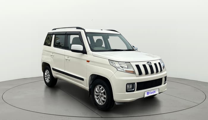 2018 Mahindra TUV300 T8, Diesel, Manual, 85,397 km, Right Front Diagonal