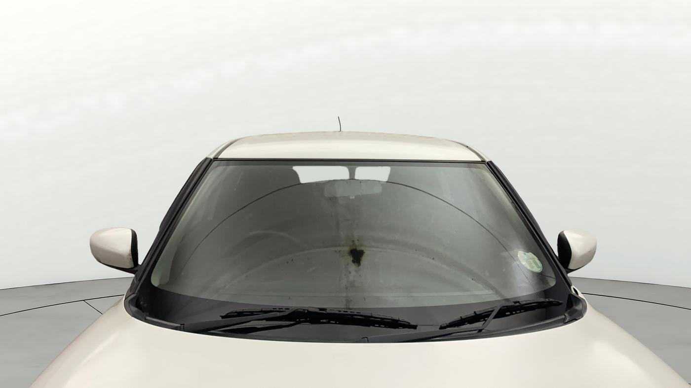 2018 Maruti Swift VXI AMT, Petrol, Automatic, 35,277 km, Front Windshield