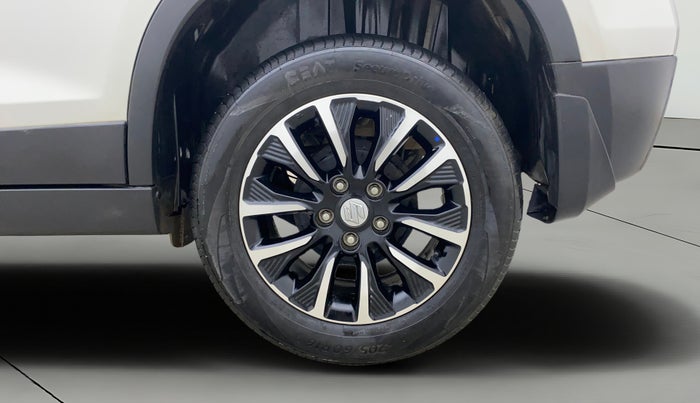 2022 Maruti Vitara Brezza LXI, Petrol, Manual, 13,508 km, Left Rear Wheel