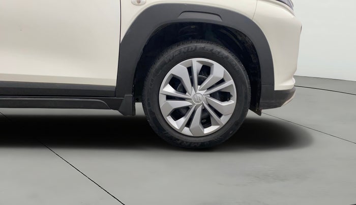 2024 Maruti FRONX SIGMA CNG 1.2 MT, CNG, Manual, 30,102 km, Right Front Wheel