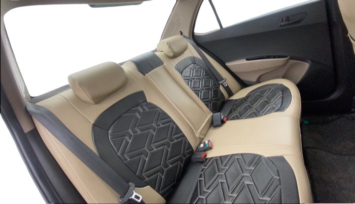 2019 Hyundai Xcent S 1.2, Petrol, Manual, 13,945 km, Right Side Rear Door Cabin