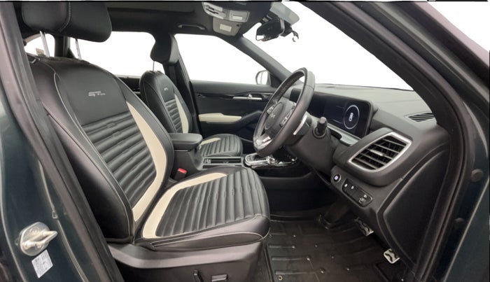 2023 KIA SELTOS  GTX Plus 1.5 Turbo Petrol DCT, Petrol, Automatic, 44,377 km, Right Side Front Door Cabin