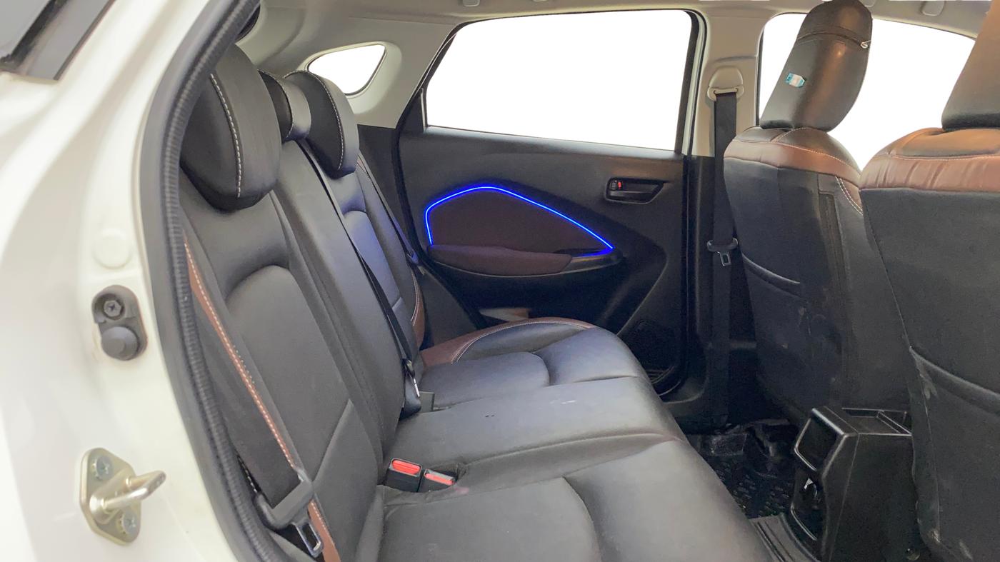 2025 Maruti FRONX DELTA PLUS 1.2L AGS, Petrol, Automatic, 9,784 km, Right Side Rear Door Cabin