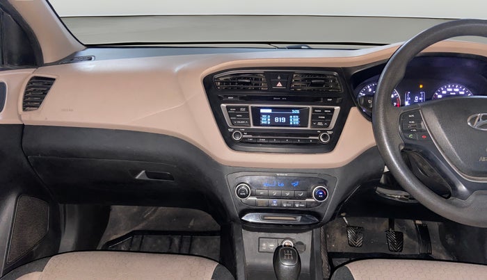 2016 Hyundai Elite i20 SPORTZ 1.2, Petrol, Manual, 61,356 km, Air Conditioner