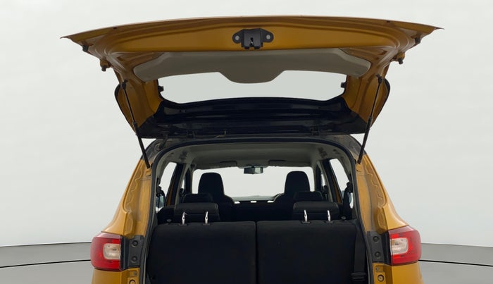 2023 Renault TRIBER RXZ AMT, Petrol, Automatic, 7,663 km, Boot Door Open