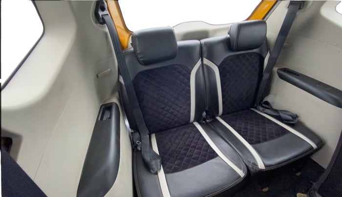 2019 Renault TRIBER RXT, Petrol, Manual, 84,291 km, Third Seat Row ( optional )