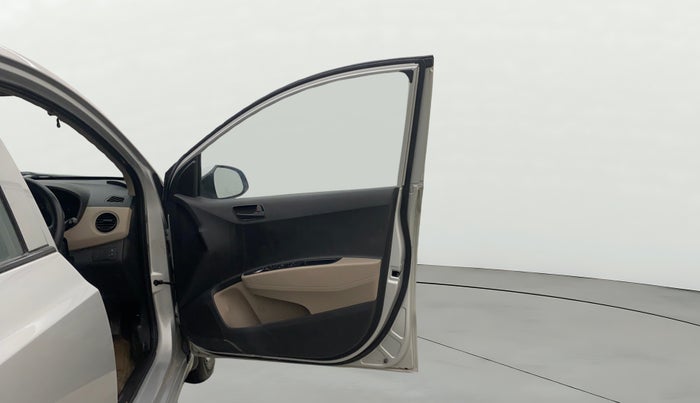 2015 Hyundai Grand i10 MAGNA 1.2 KAPPA VTVT, Petrol, Manual, 57,466 km, RHS Front Door