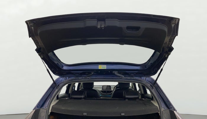 2024 Tata ALTROZ XZ PLUS SUNROOF CNG, CNG, Manual, 35,997 km, Boot Door Open