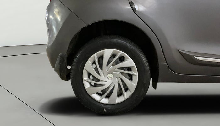 2018 Maruti Baleno DELTA PETROL 1.2, Petrol, Manual, 64,273 km, Right Rear Wheel