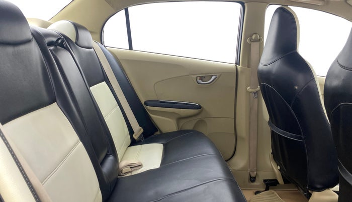 2016 Honda Amaze 1.2L I-VTEC SX, Petrol, Manual, 60,130 km, Right Side Rear Door Cabin