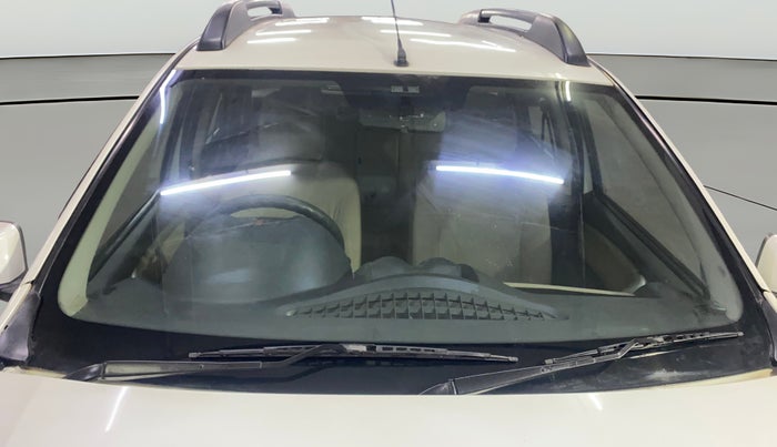 2014 Renault Duster 85 PS RXL DIESEL, Diesel, Manual, 1,19,788 km, Front Windshield