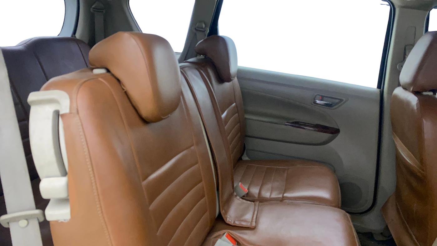 2018 Maruti Ertiga VXI CNG, CNG, Manual, 63,002 km, Right Side Rear Door Cabin