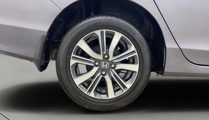 2022 Honda City 1.5L I-VTEC V MT 5TH GEN, Petrol, Manual, 30,464 km, Right Rear Wheel