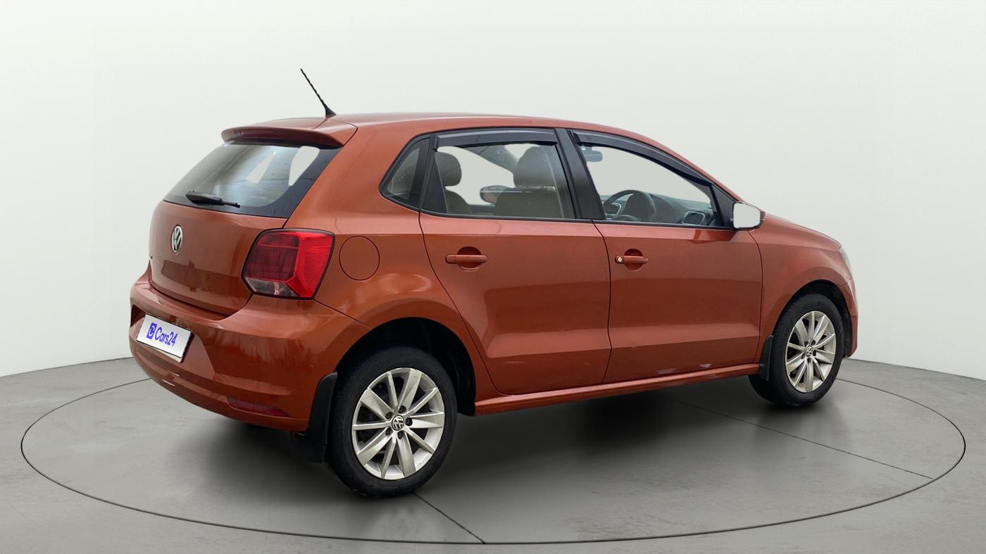 2015 Volkswagen Polo HIGHLINE1.2L, Petrol, Manual, 91,954 km, Right Back Diagonal