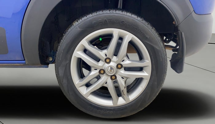 2021 Renault TRIBER RXZ, Petrol, Manual, 26,625 km, Left Rear Wheel