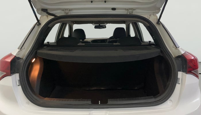 2014 Hyundai Elite i20 SPORTZ 1.2, Petrol, Manual, 40,874 km, Boot Open Zoomed View