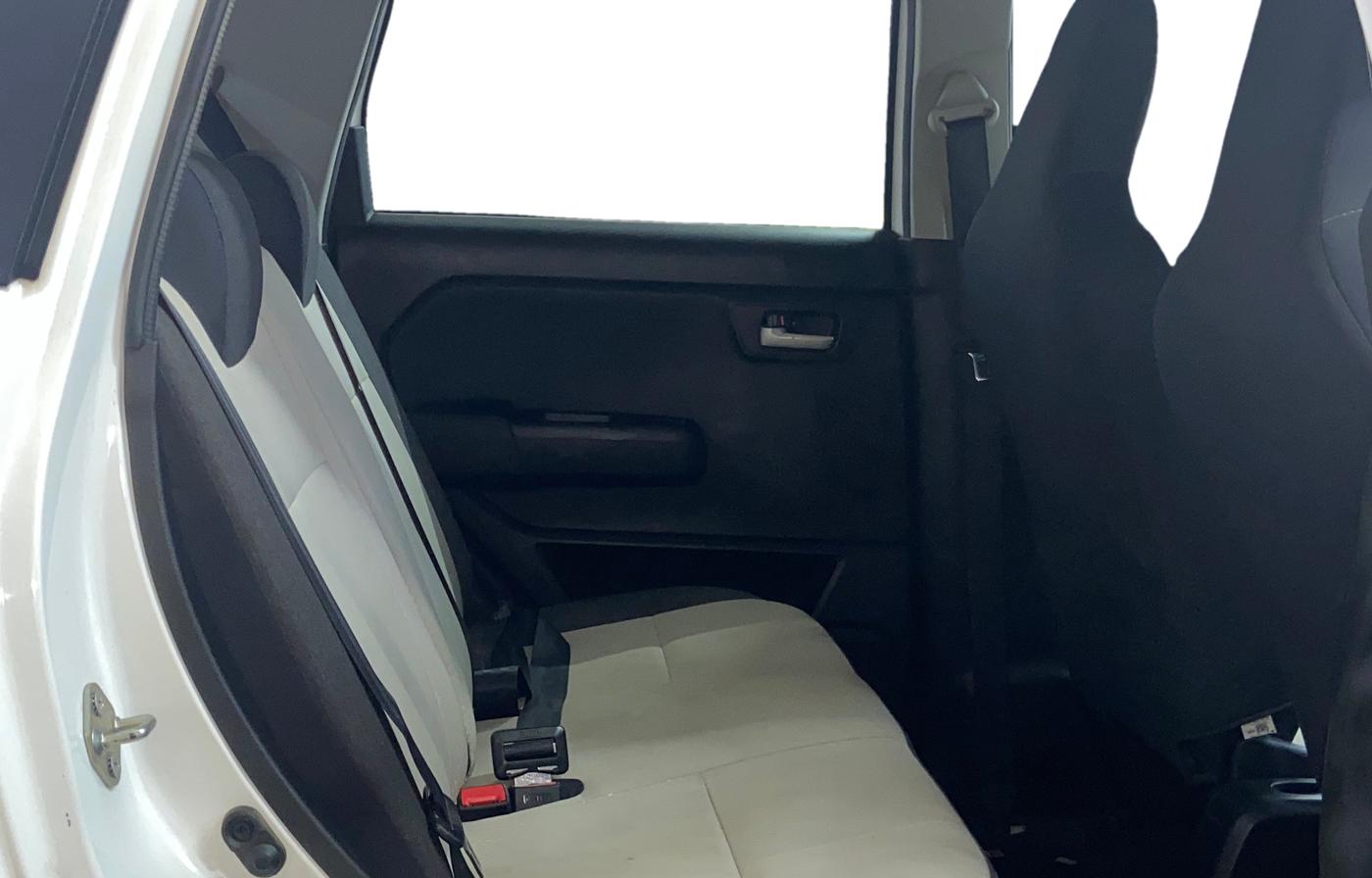 2024 Maruti New Wagon-R VXI 1.0, Petrol, Manual, 14,907 km, Right Side Rear Door Cabin
