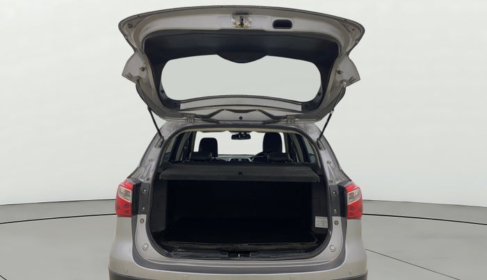 2016 Maruti S Cross ALPHA 1.6, Diesel, Manual, 1,02,946 km, Boot Door Open