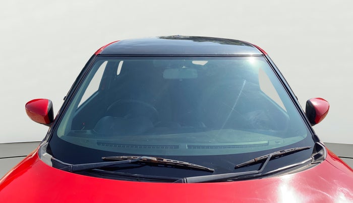 2020 Maruti Swift VXI, Petrol, Manual, 82,121 km, Front Windshield