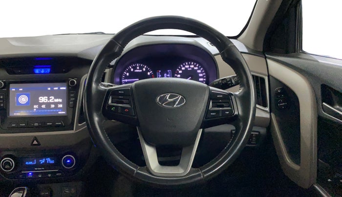 2016 Hyundai Creta SX PLUS AT 1.6 PETROL, Petrol, Automatic, 70,184 km, Steering Wheel Close Up