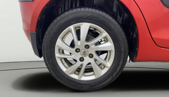 2014 Maruti Swift ZXI, Petrol, Manual, 76,936 km, Right Rear Wheel