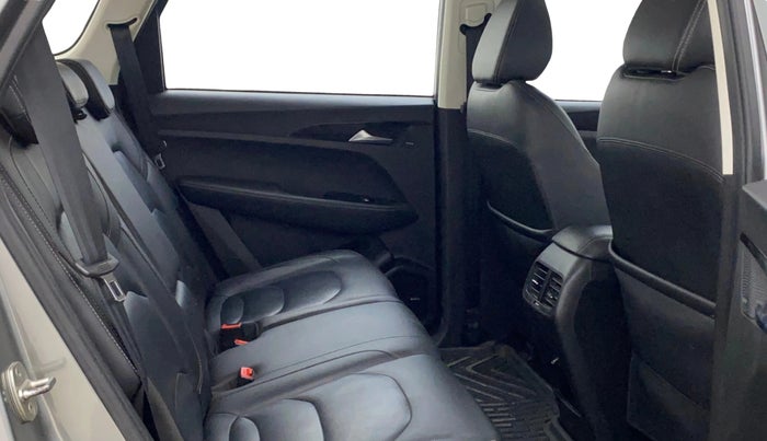 2020 MG HECTOR SHARP 1.5 DCT PETROL, Petrol, Automatic, 65,546 km, Right Side Rear Door Cabin