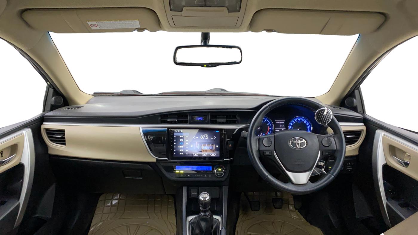 2014 Toyota Corolla Altis G PETROL, Petrol, Manual, 1,03,843 km, Dashboard