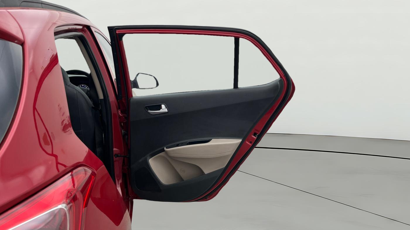 2017 Hyundai Grand i10 SPORTZ AT 1.2 KAPPA VTVT, Petrol, Automatic, 42,812 km, RHS Rear Door