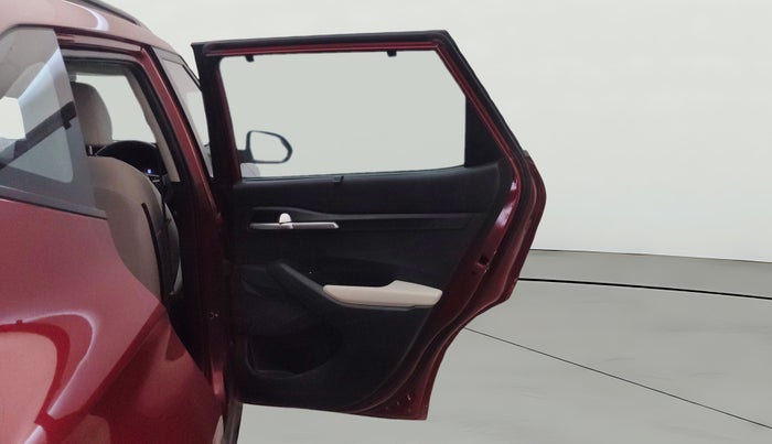 2022 KIA SELTOS HTK PLUS 1.5 DIESEL IMT, Diesel, Manual, 44,882 km, RHS Rear Door