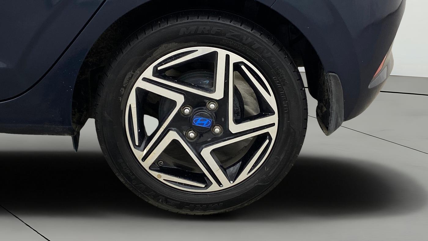 2024 Hyundai GRAND I10 NIOS ASTA AMT 1.2 KAPPA VTVT, Petrol, Automatic, 23,608 km, Left Rear Wheel