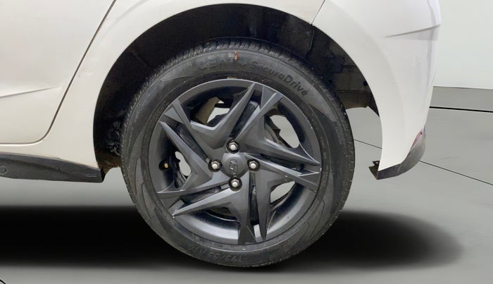 2022 Hyundai NEW I20 SPORTZ 1.2 MT, Petrol, Manual, 19,259 km, Left Rear Wheel