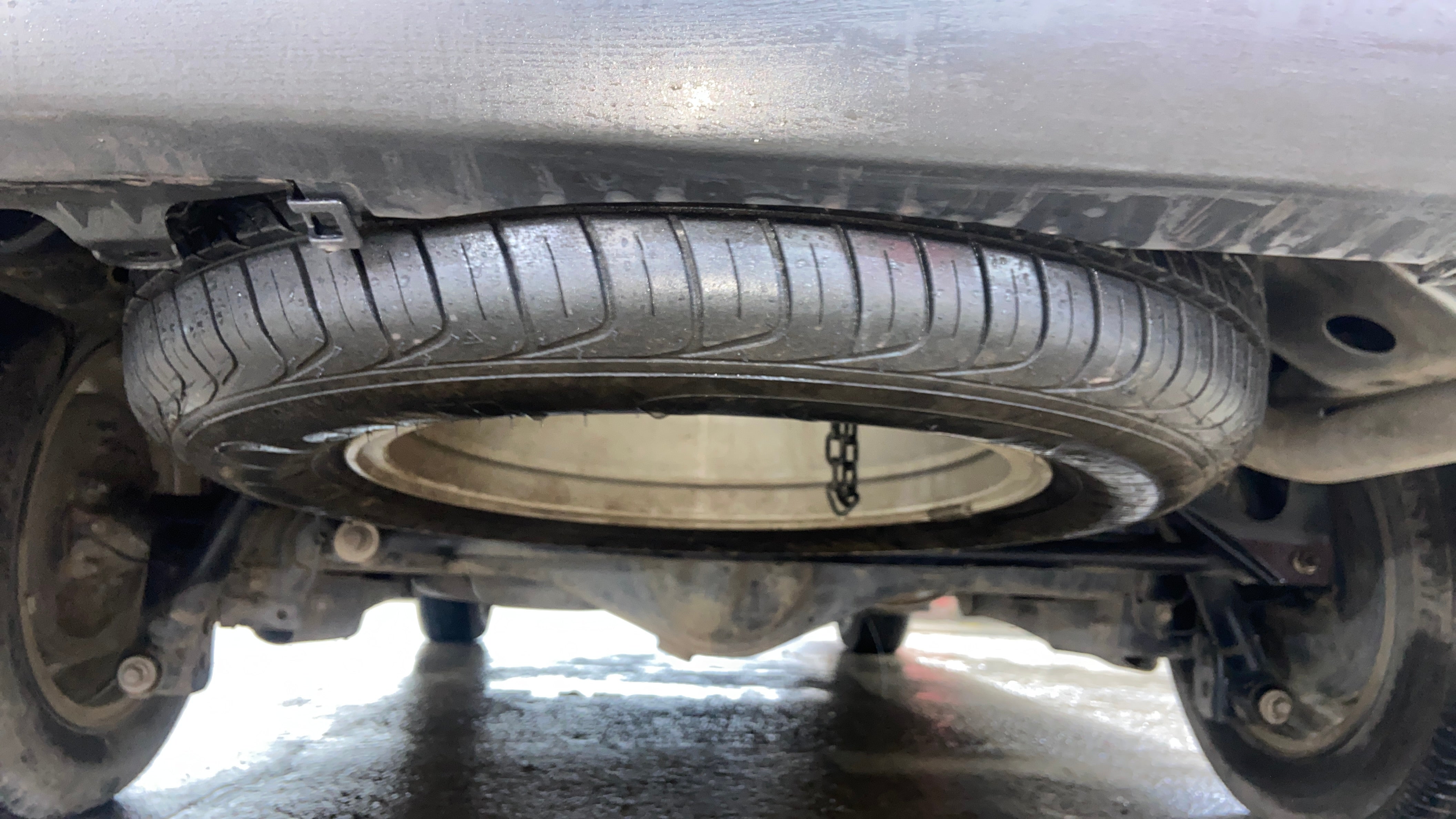 camera-Spare-Tyre