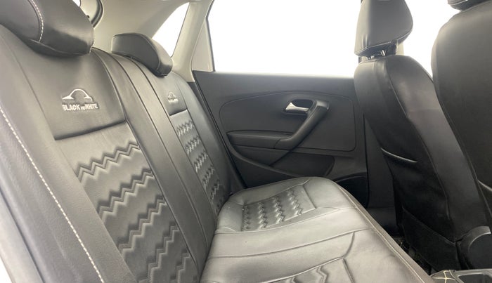 2020 Volkswagen Polo COMFORTLINE PLUS 1.0L MPI, Petrol, Manual, 40,106 km, Right Side Rear Door Cabin