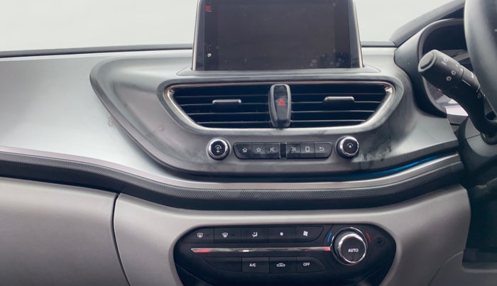 2020 Tata ALTROZ XZ PETROL, Petrol, Manual, 60,152 km, Air Conditioner