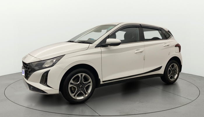 2025 Hyundai NEW I20 SPORTZ 1.2 MT, Petrol, Manual, 21,264 km, Left Front Diagonal