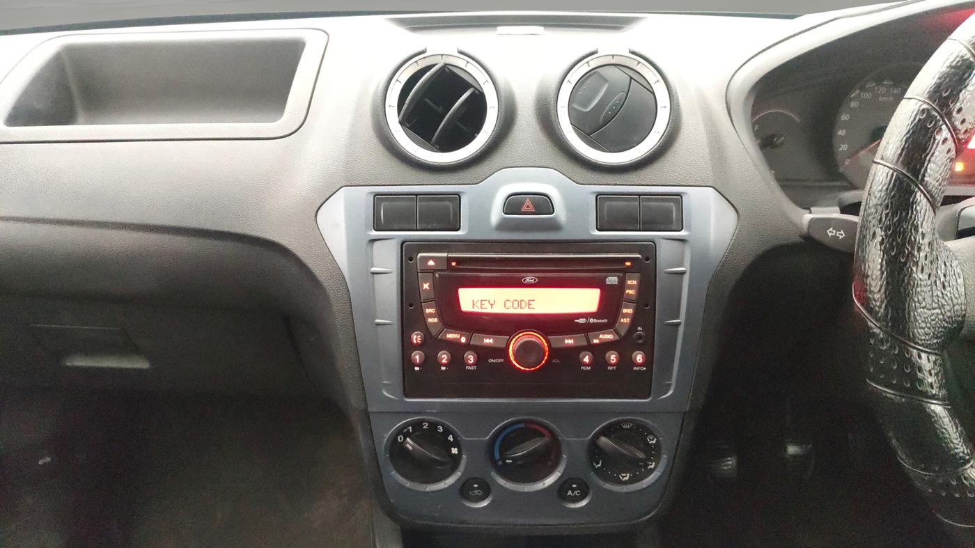 2013 Ford Figo EXI 1.2 PETROL, Petrol, Manual, 1,02,975 km, Air Conditioner