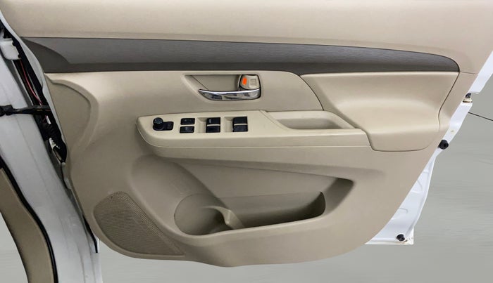 2019 Maruti Ertiga VXI SHVS, Petrol, Manual, 86,892 km, Driver Side Door Panels Control